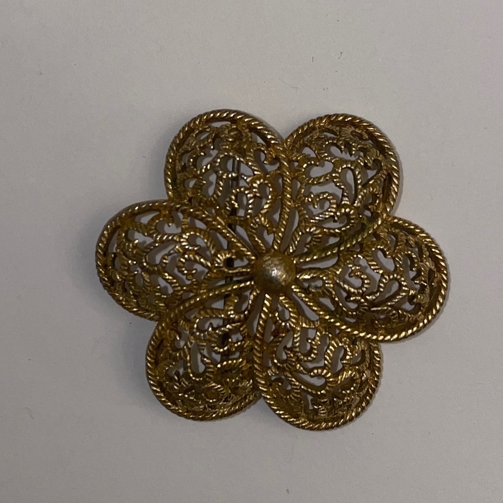 Vintage Trifari  1960s Brooch